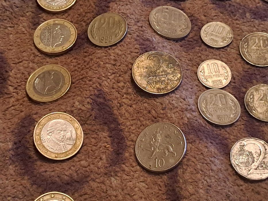Продавам стари  и мови монети