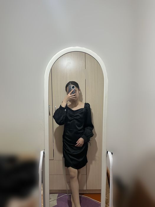 женское платье вечернее, черное