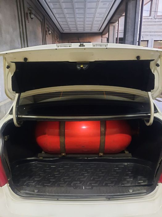 Lasetti sotiladi 2012 yil