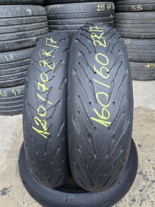 Set 2 Anvelope Moto Michelin 120/70 ZR17// 160/60 ZR17  Impecabile.