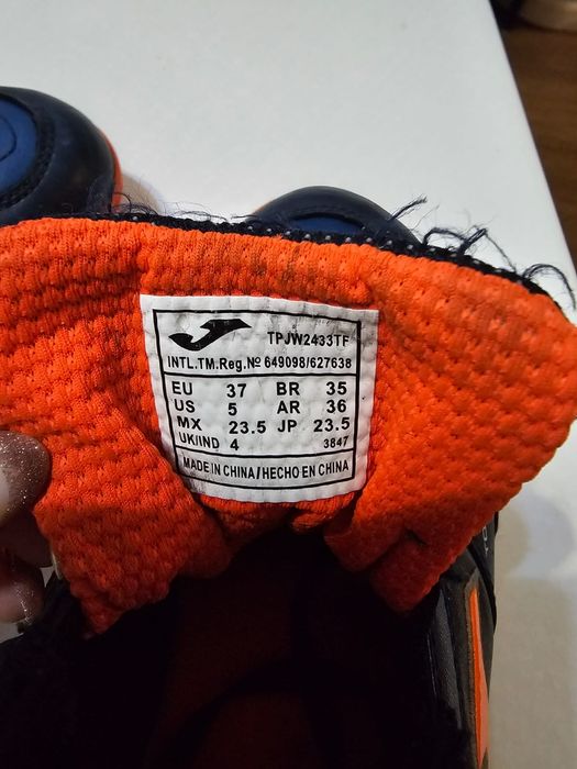 Сороконожки бутсы 37