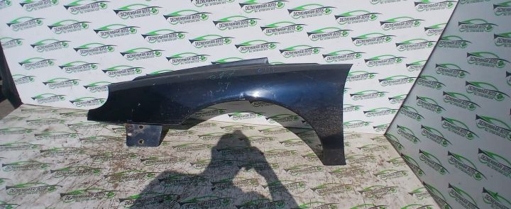 Aripa fata stanga Renault Laguna prima generatie (facelift)