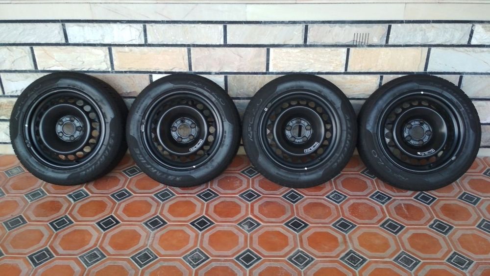 Mers E210 ga taqilgan 215/55 R16