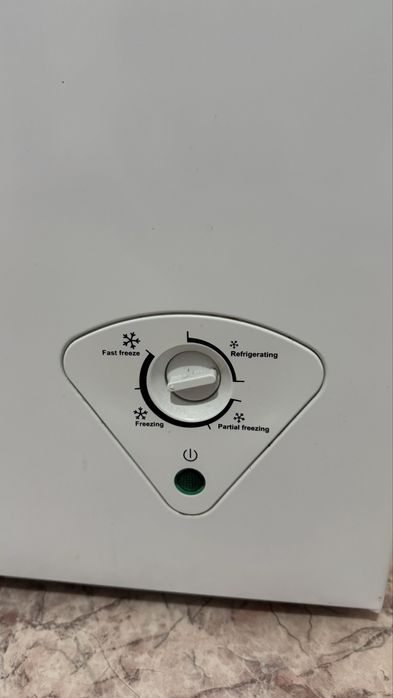 Продаю морозильник