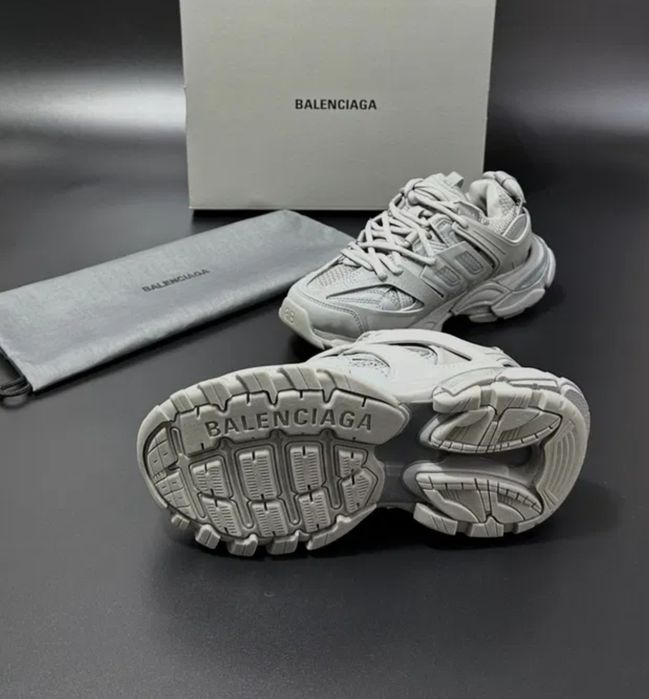 Дамски Balenciaga track