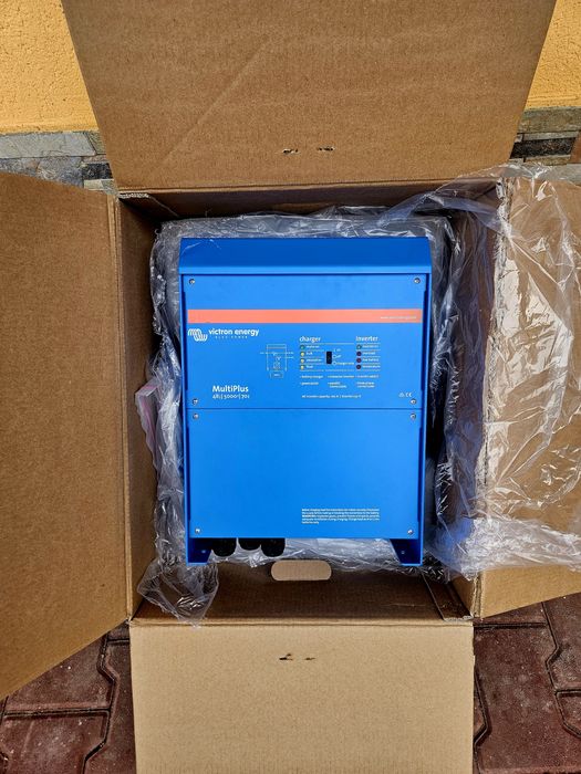 Victron MultiPlus 48/5000/70
