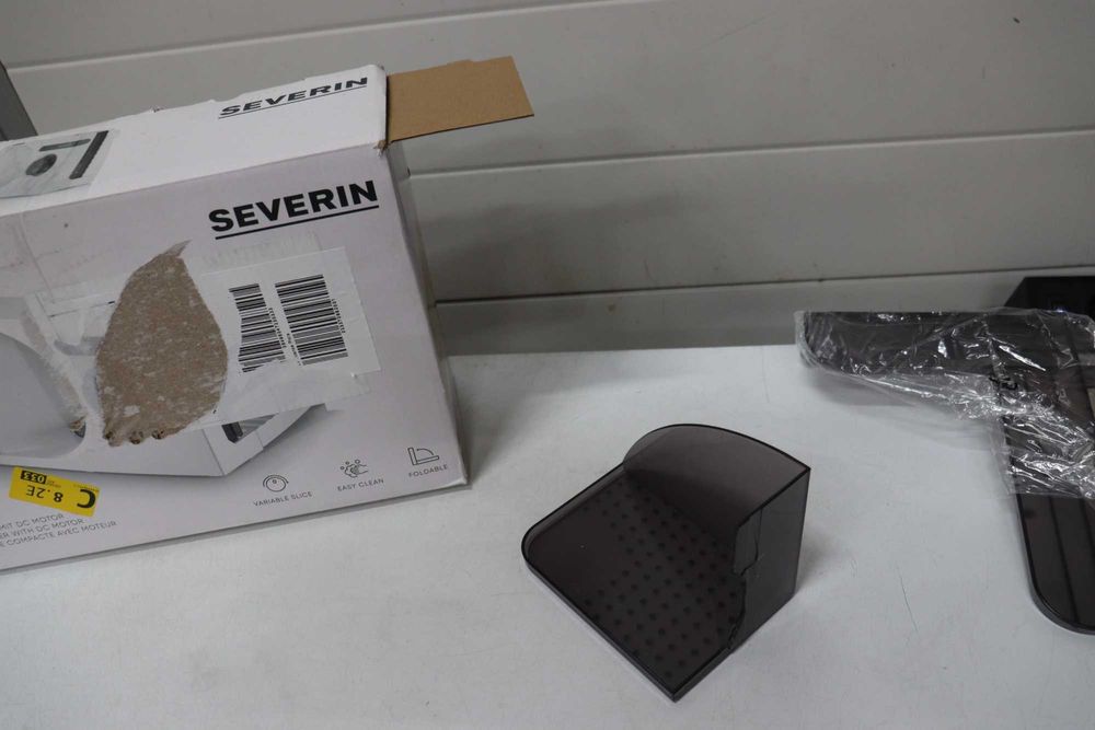 SEVERIN AS 3912 Компактна универсална машина за рязане, лек ДЕФЕКТ