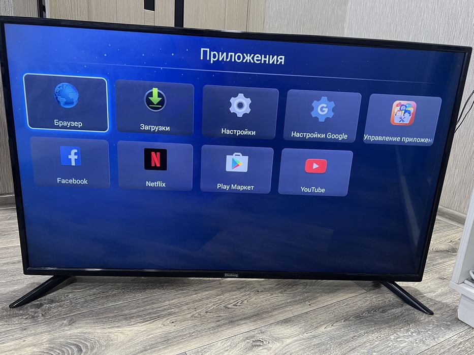 Продаю телевизор Elenberg