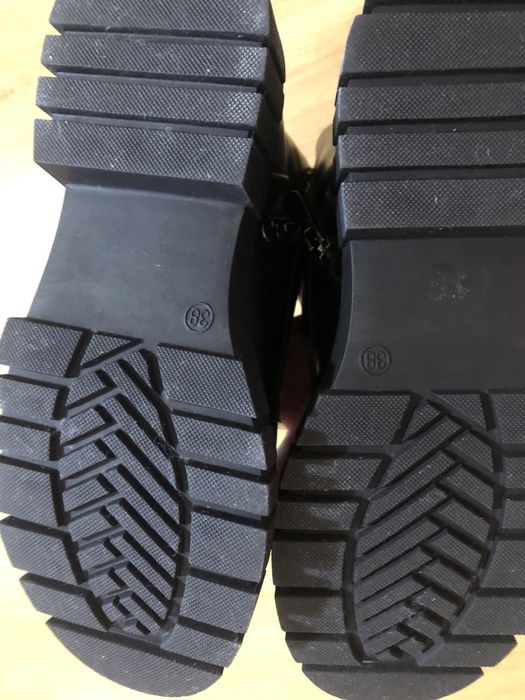 Боти от естествена кожа