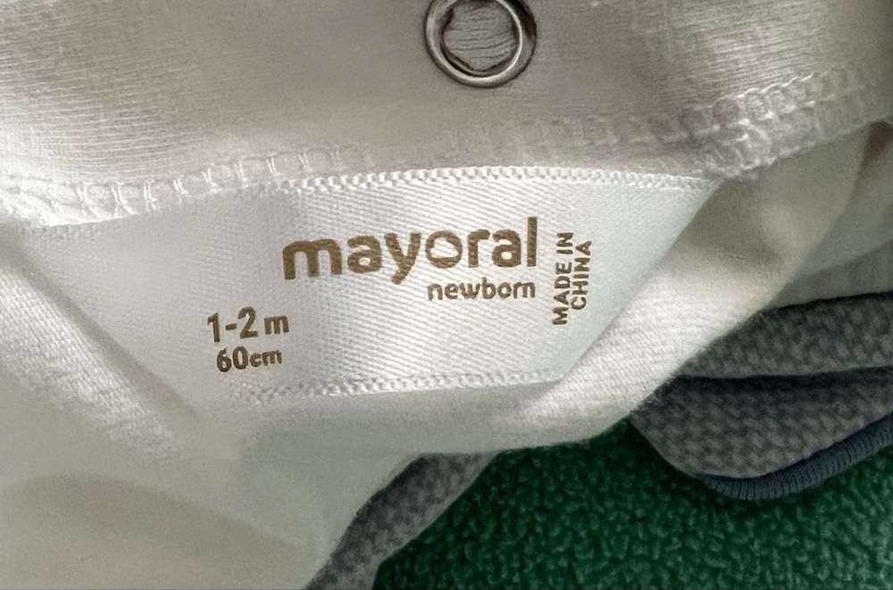 Mayoral ромпър 1-2 месеца