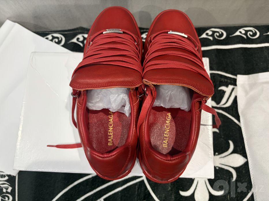 Balenciaga arena