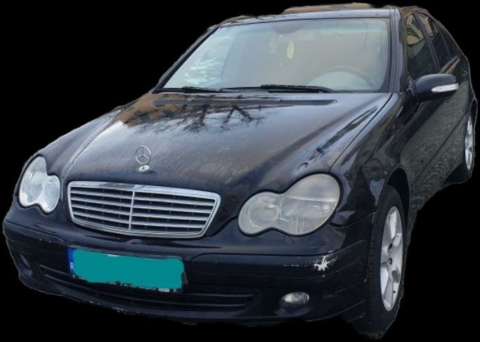 Dezmembrez Mercedes C Klasse , motor 2.2 diesel