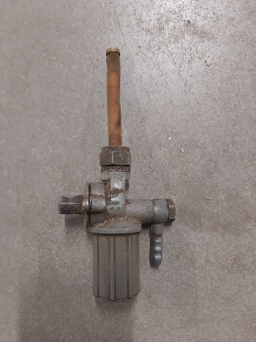 Части за Трабант стъкла крушки комплект кранче за гориво