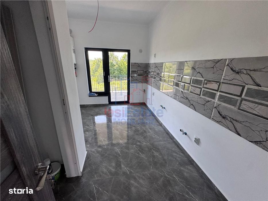 Casa Superba 4 camere cu 2 bai beci terasa Valea Adanca