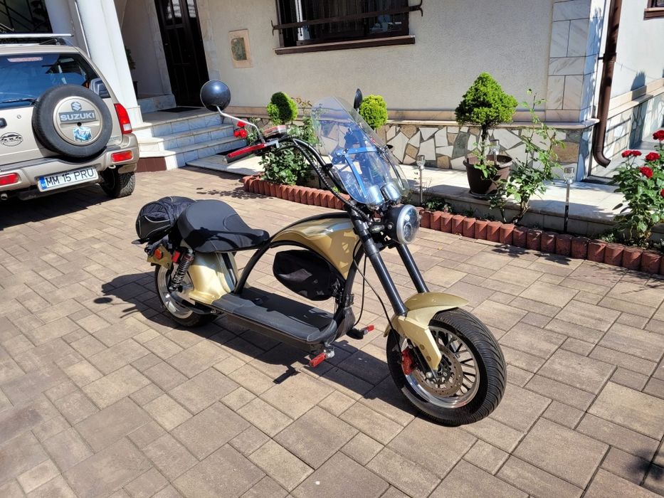 De vânzare moped electric 1500wan fabricație 2020km puțin nu se circulă de 4 ani cu detalii la tel0730707706