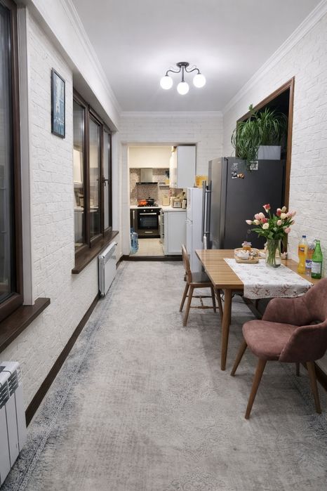 Мирабадский рн ул.Чимкентская 4 ком квартира