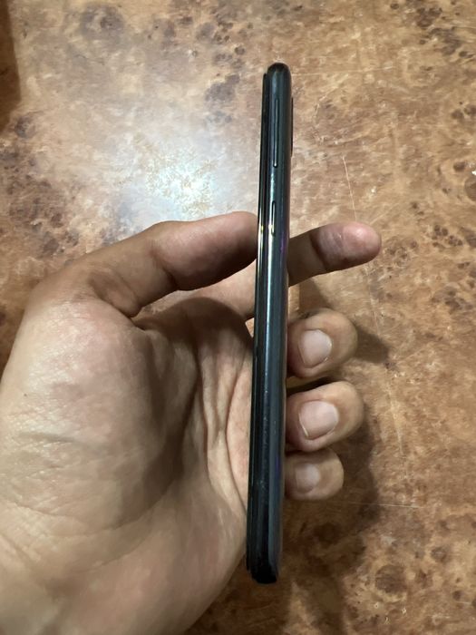 Samsung galaxy A40 sotiladi