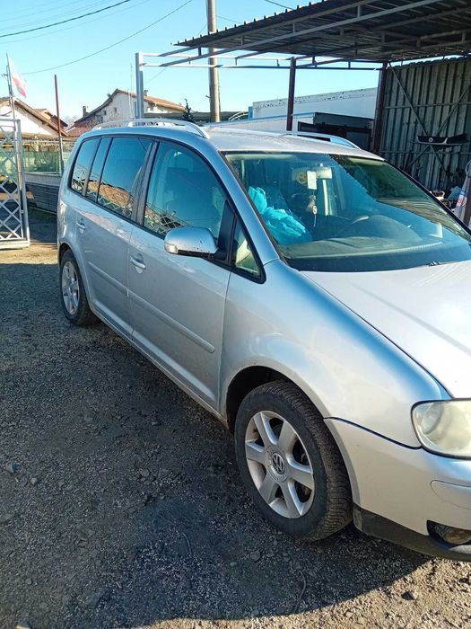 Volkswagen Touran 2006 година 2.0 TDI 140 к.с