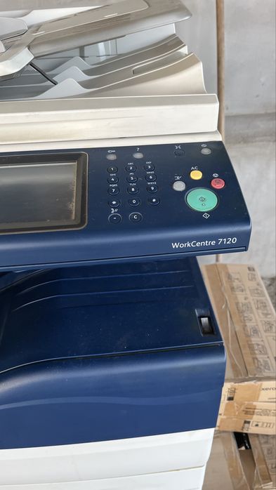Продам принтер xerox 7120
