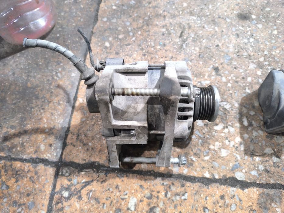 Продам оригинальные запчасти шевроле круз