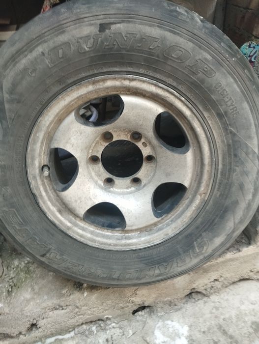 Продам резину на делику