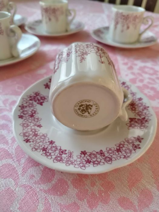 НОВ български сервиз за кафе