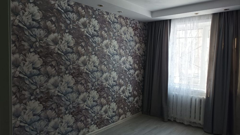 Продам 2 комн-ю квартиру в центре