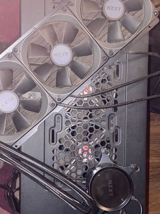 Culer pe lichit nzxt prinderea e pentru socket strx4