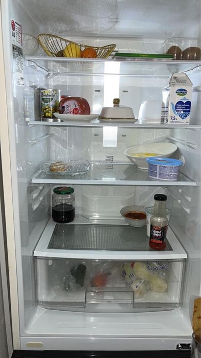 Продам холодильник LG