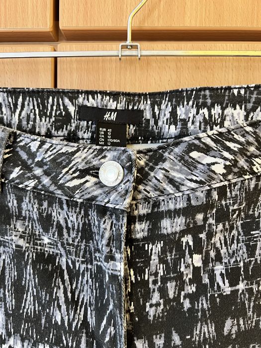 Pantaloni skinny
