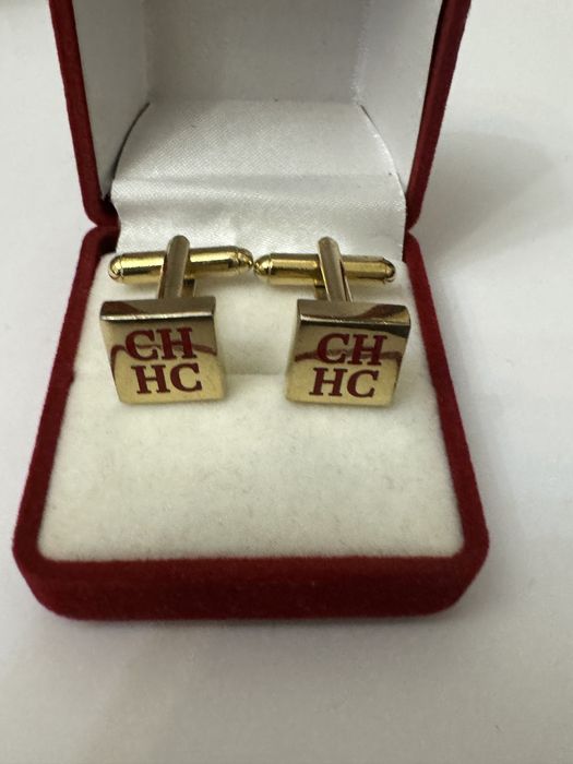 Butoni camasa Carolina Herrera, placati aur.