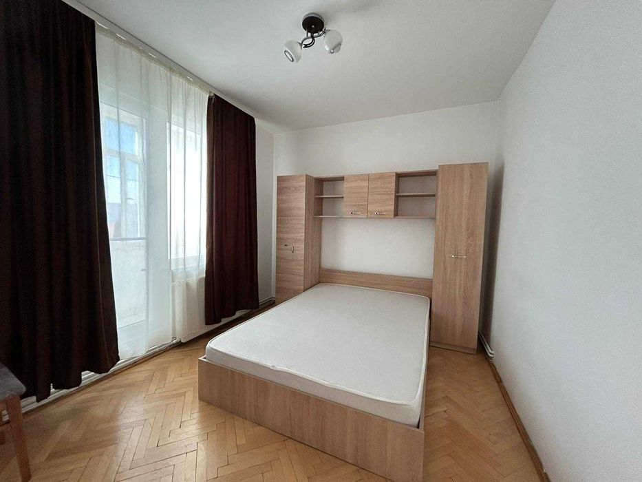 Inchiriez apartament
