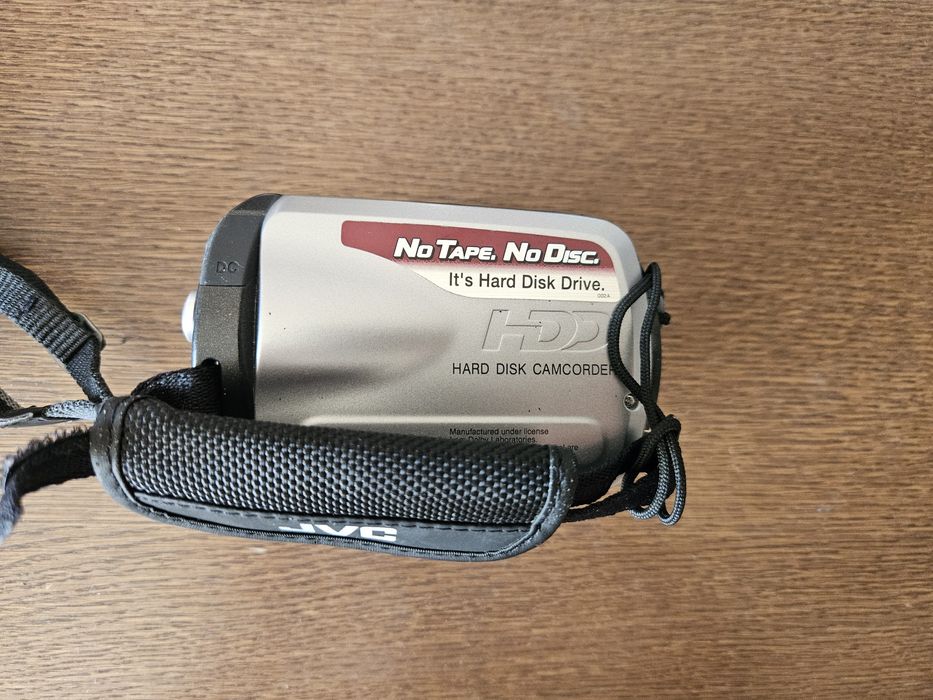 Видеокамера JVC Everio GZ-MG21U 20 GB Hard disk