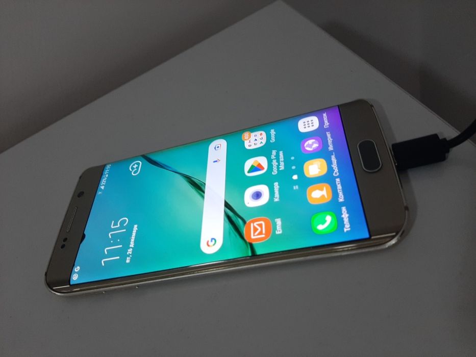 Продавам два телефона