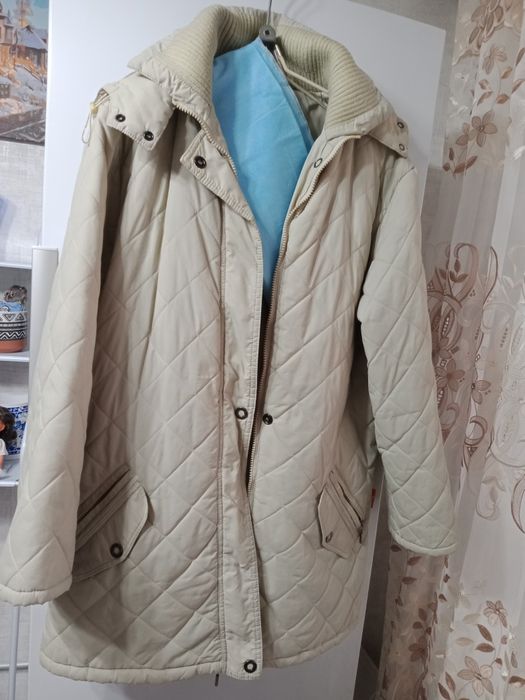 Женские куртки разные