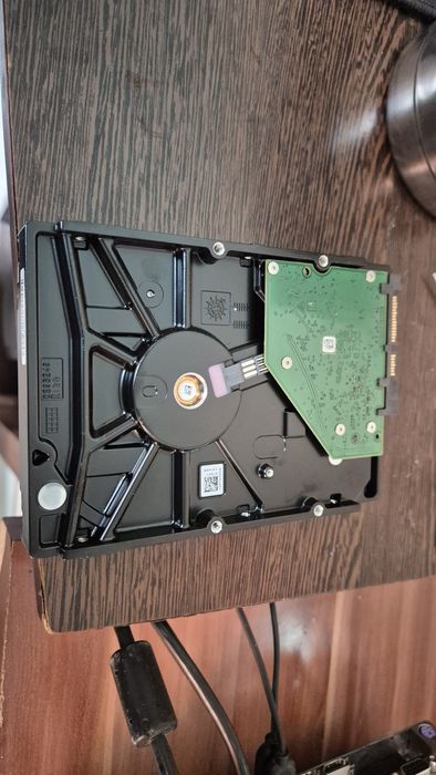 De vanzare HDD Seagate 2TB ST2000DM001