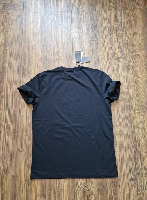 Мъжко спортно долнище и горнище екип ARMANI размер S XL  
Екип 
Най-ви