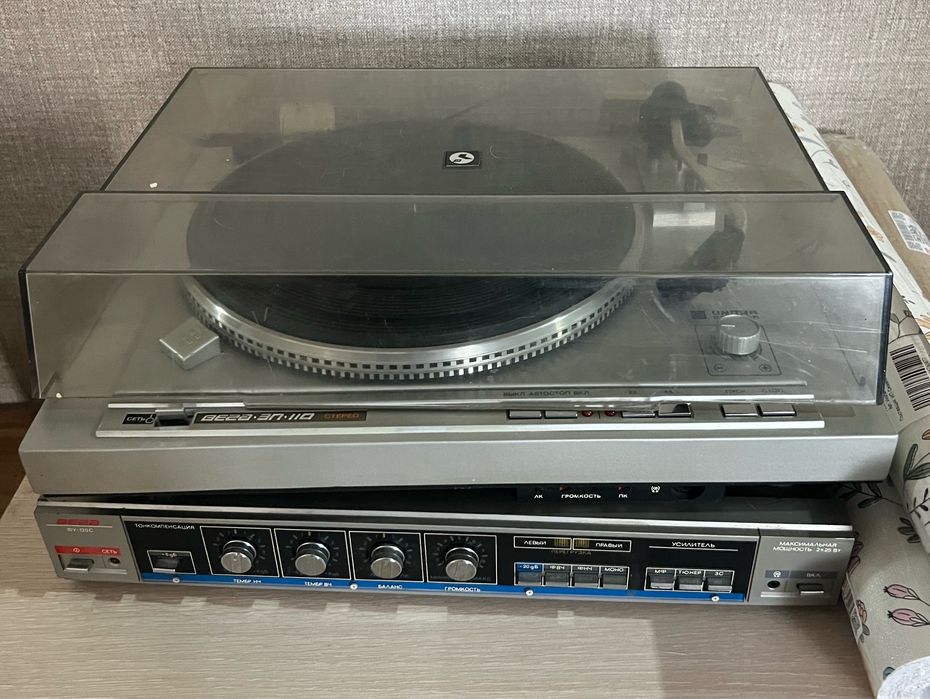 Проигрователь Вега