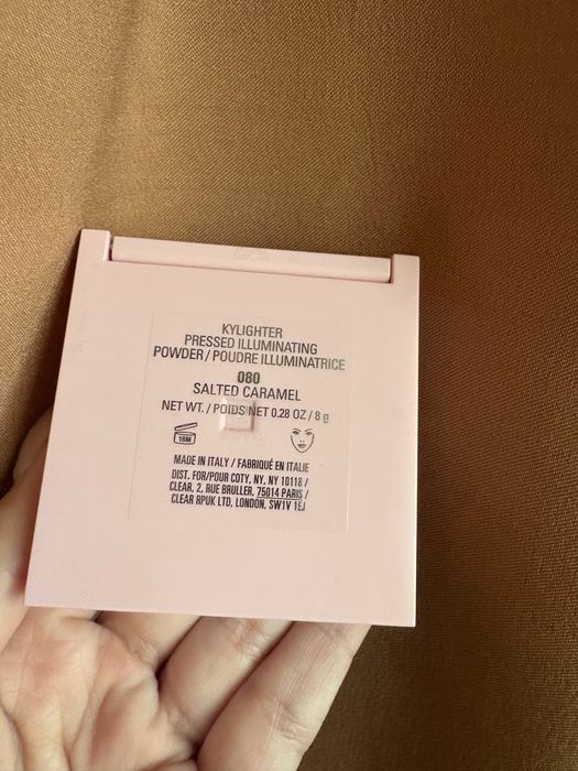 Хайлайтър Kylie Jenner 080 salted caramel
