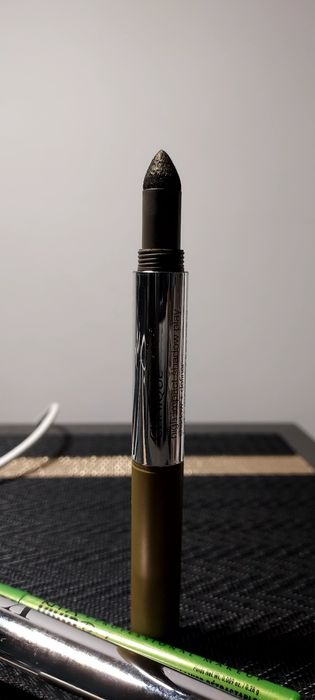 Set make up fard Clinique, rimel Pupa,creion NYX