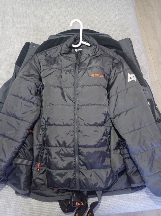 Зимний костюм для рыбалки.