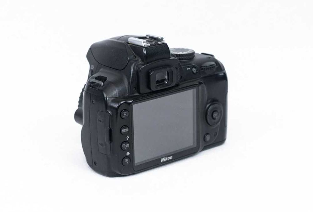 Nikon D3000 - BODY - Defect