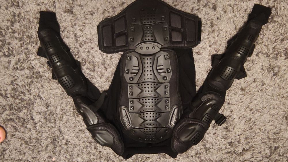 Armura moto SM Cosmo protectie piept coloana umeri coate S,M,L,XL, 2XL