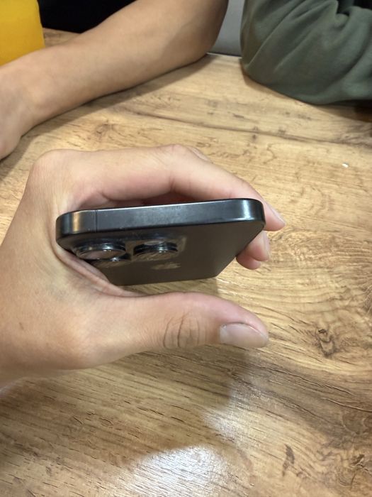 IPhone 15 pro.