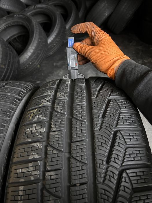 2 anvelope iarna 245/35/20 , Pirelli , DOT 2020 , 7.2 mm