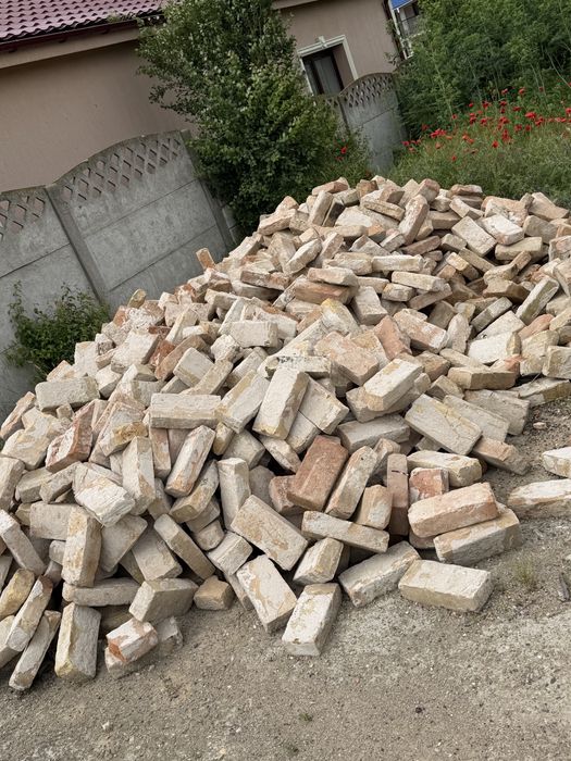 Caramida din demolari 1.5 de bani bucata