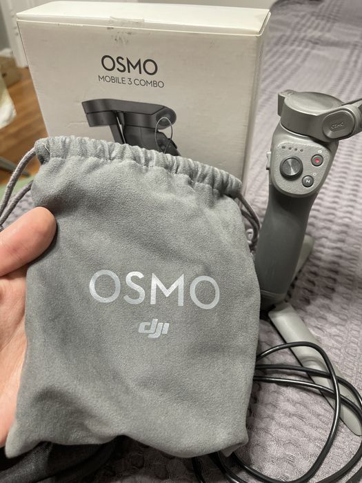 DJI Osmo Mobile 3 Combo, стабилизатор для смартфонов
