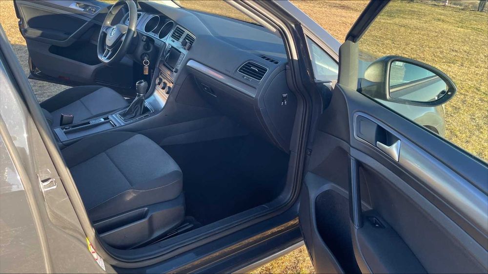 Volkswagen Golf 7 Benzină 1,2 TSI Hatchback 2013