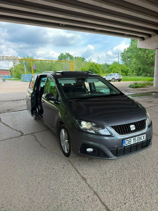 Vând Seat Alhambra 2012 Automat