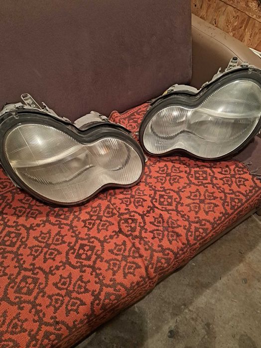 Фарове за мерцедес  w203